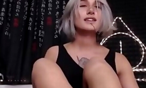 Shemale porn video Valentina Hott - Sizzling Hott
